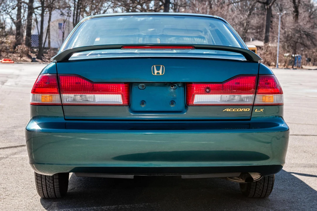 2002 Honda Accord 6th Gen - Image 5 of 31