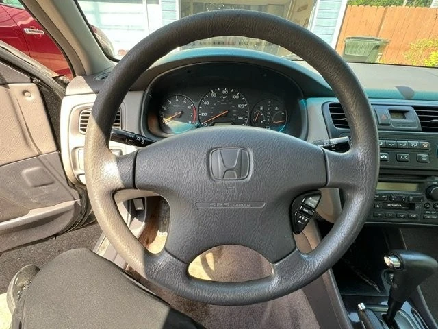2002 Honda Accord 6th Gen - Image 9 of 18