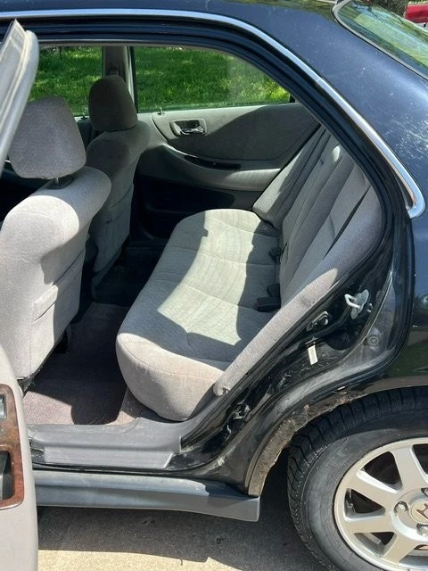 2002 Honda Accord 6th Gen - Image 15 of 18