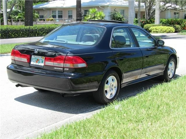 2002 Honda Accord 6th Gen - Image 7 of 12