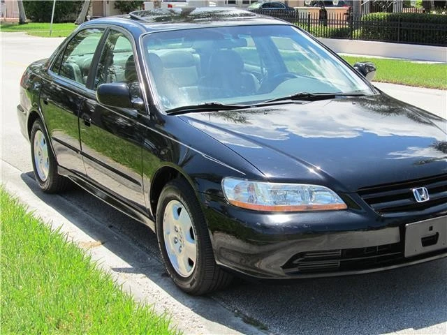 2002 Honda Accord 6th Gen - Image 10 of 12