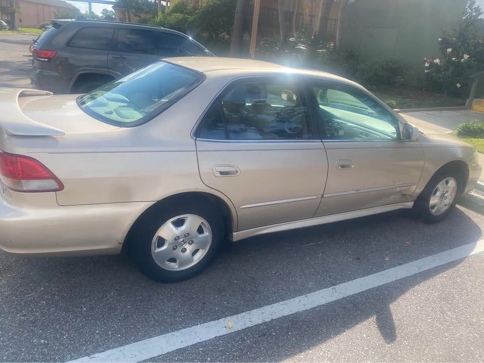 2002 Honda Accord 6th Gen - Image 2 of 6