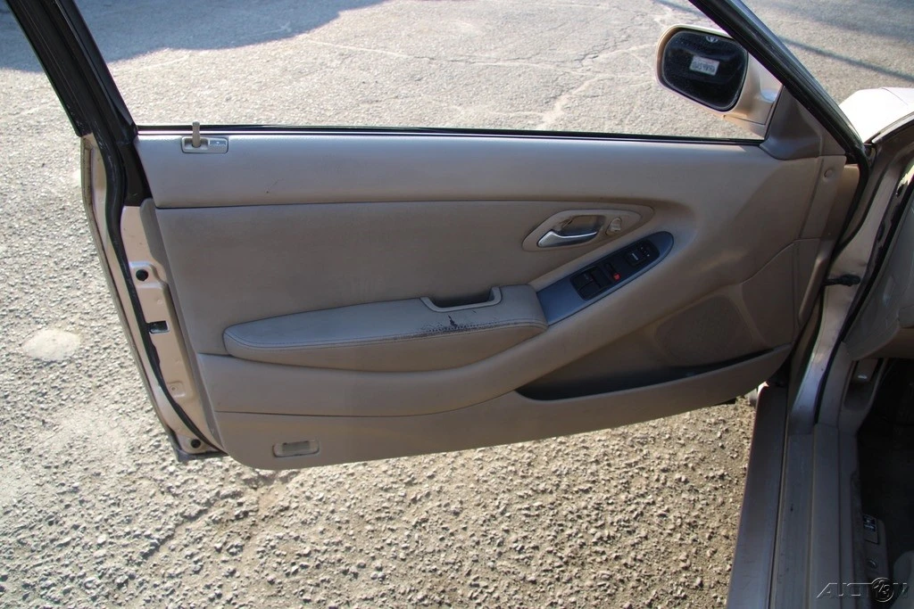 2002 Honda Accord 6th Gen - Image 14 of 21