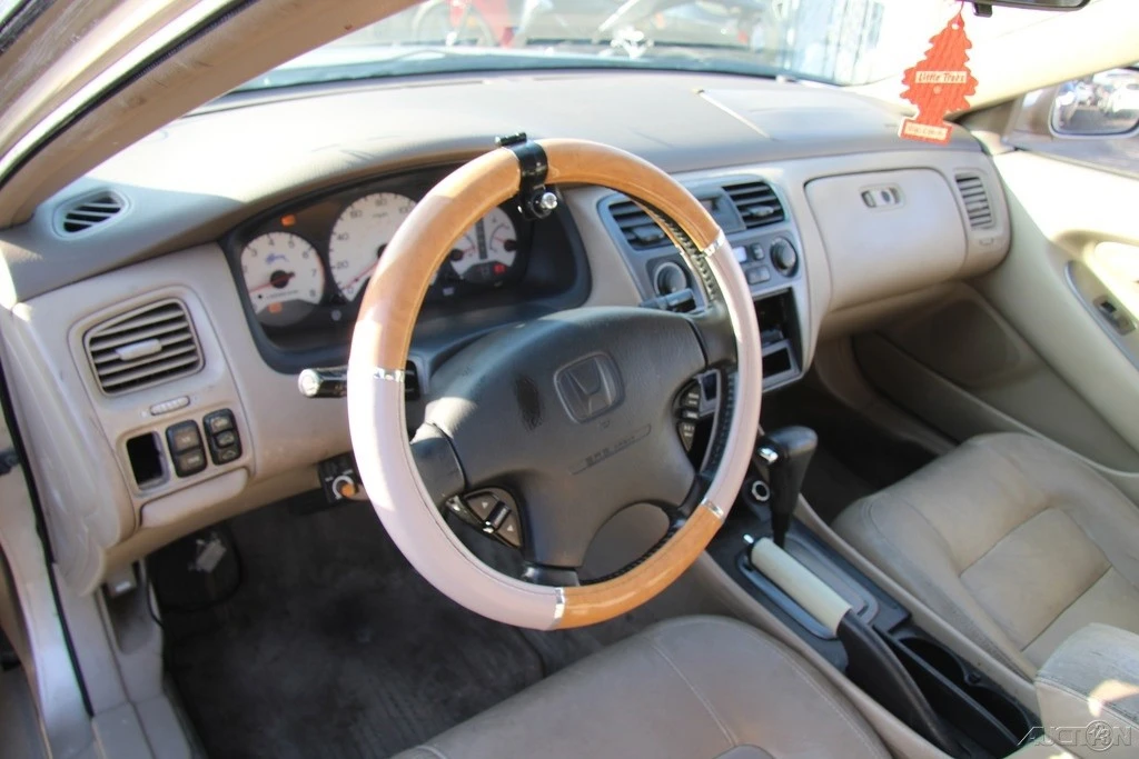 2002 Honda Accord 6th Gen - Image 16 of 21