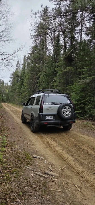 2002 Honda CR-V 2nd Gen - Image 5 of 21