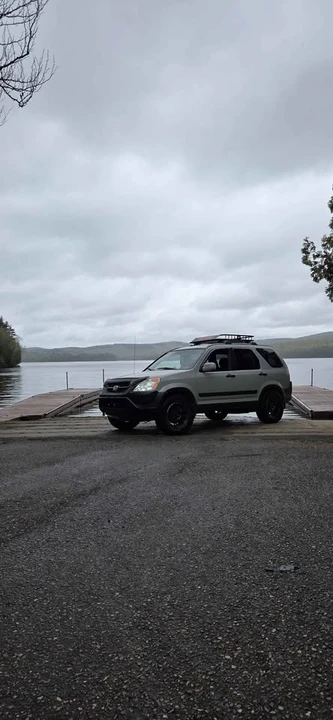 2002 Honda CR-V 2nd Gen - Image 8 of 21