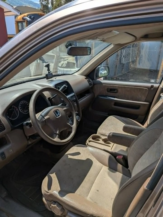 2002 Honda CR-V 2nd Gen - Image 6 of 8