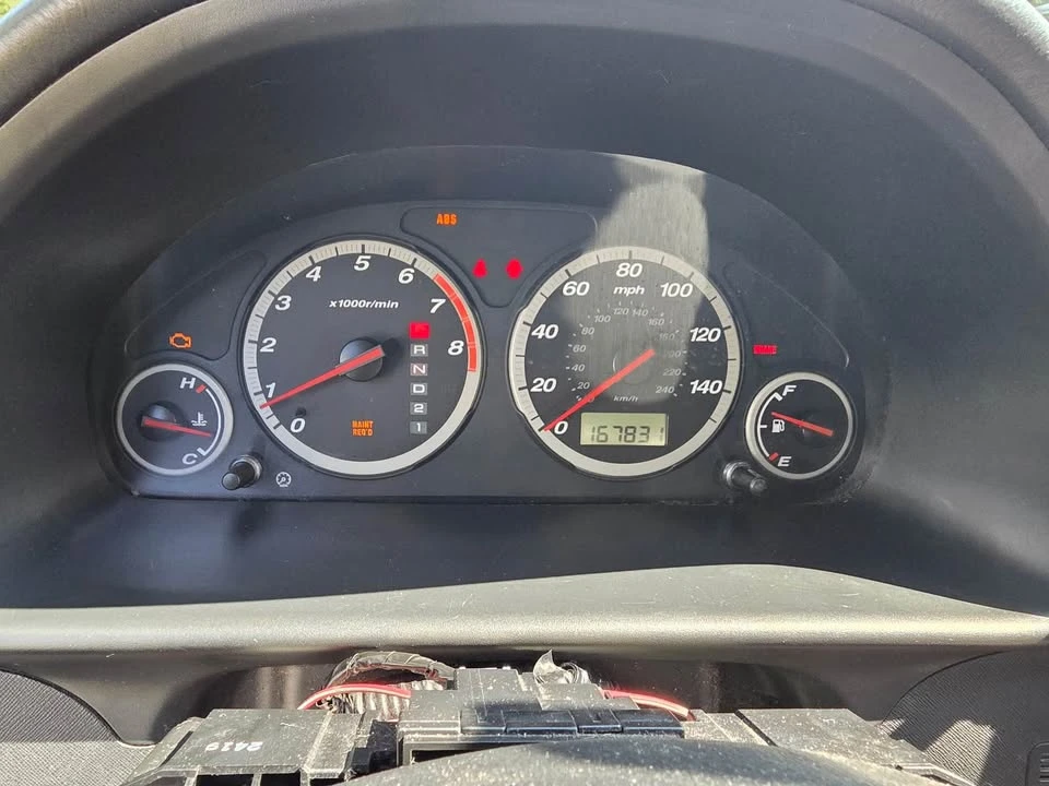 2002 Honda CR-V 2nd Gen - Image 7 of 9