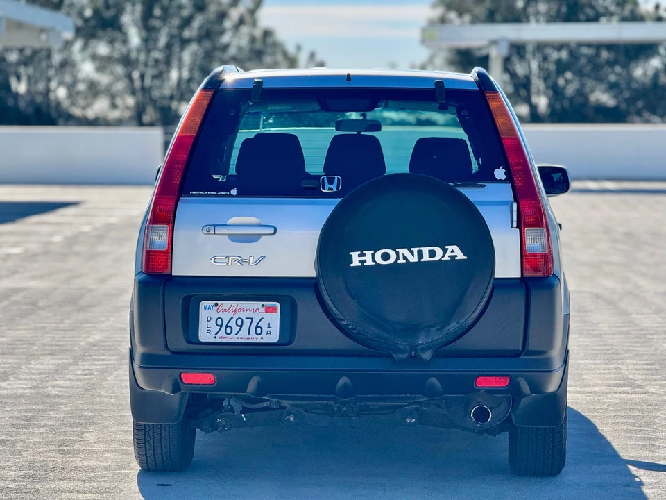 2002 Honda CR-V 2nd Gen - Image 16 of 31