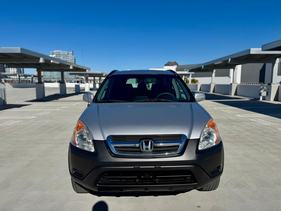 2002 Honda CR-V 2nd Gen - Image 6 of 31
