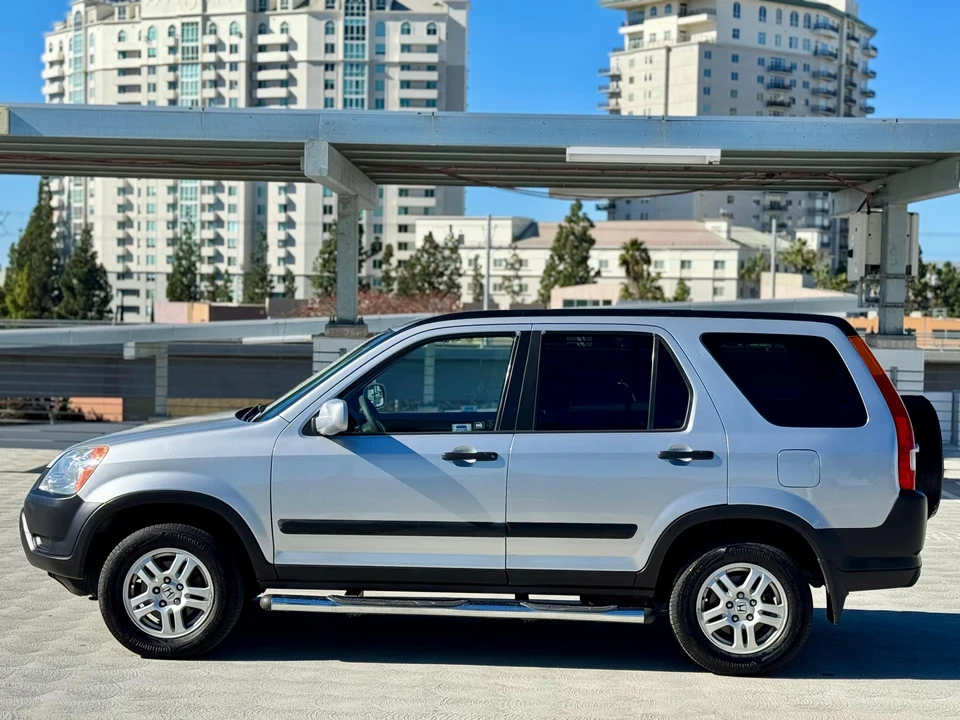 2002 Honda CR-V 2nd Gen - Image 12 of 31
