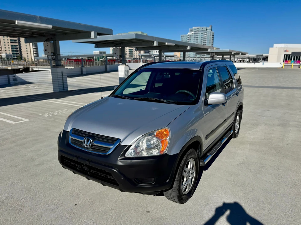 2002 Honda CR-V 2nd Gen - Image 8 of 31