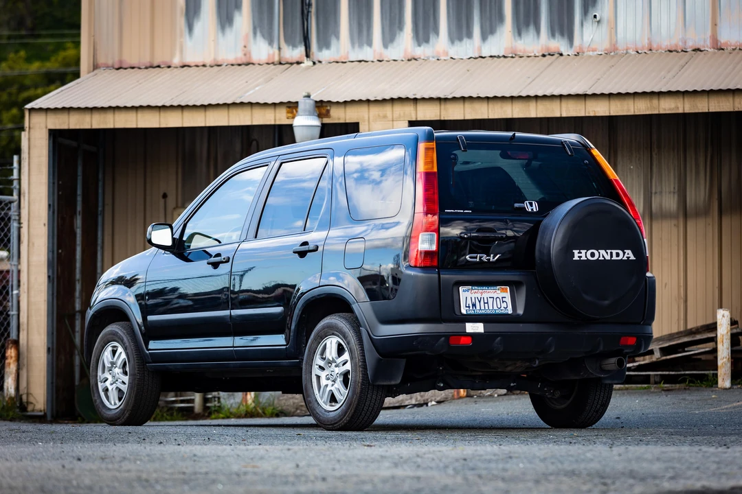 2002 Honda CR-V 2nd Gen - Image 13 of 31