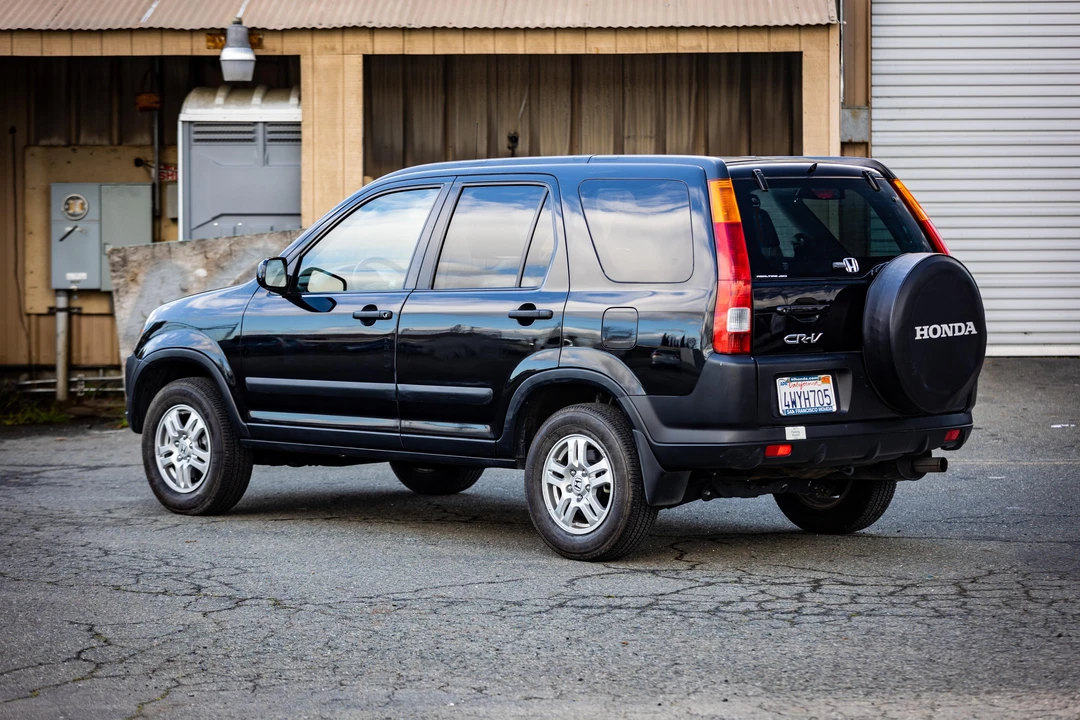 2002 Honda CR-V 2nd Gen - Image 11 of 31