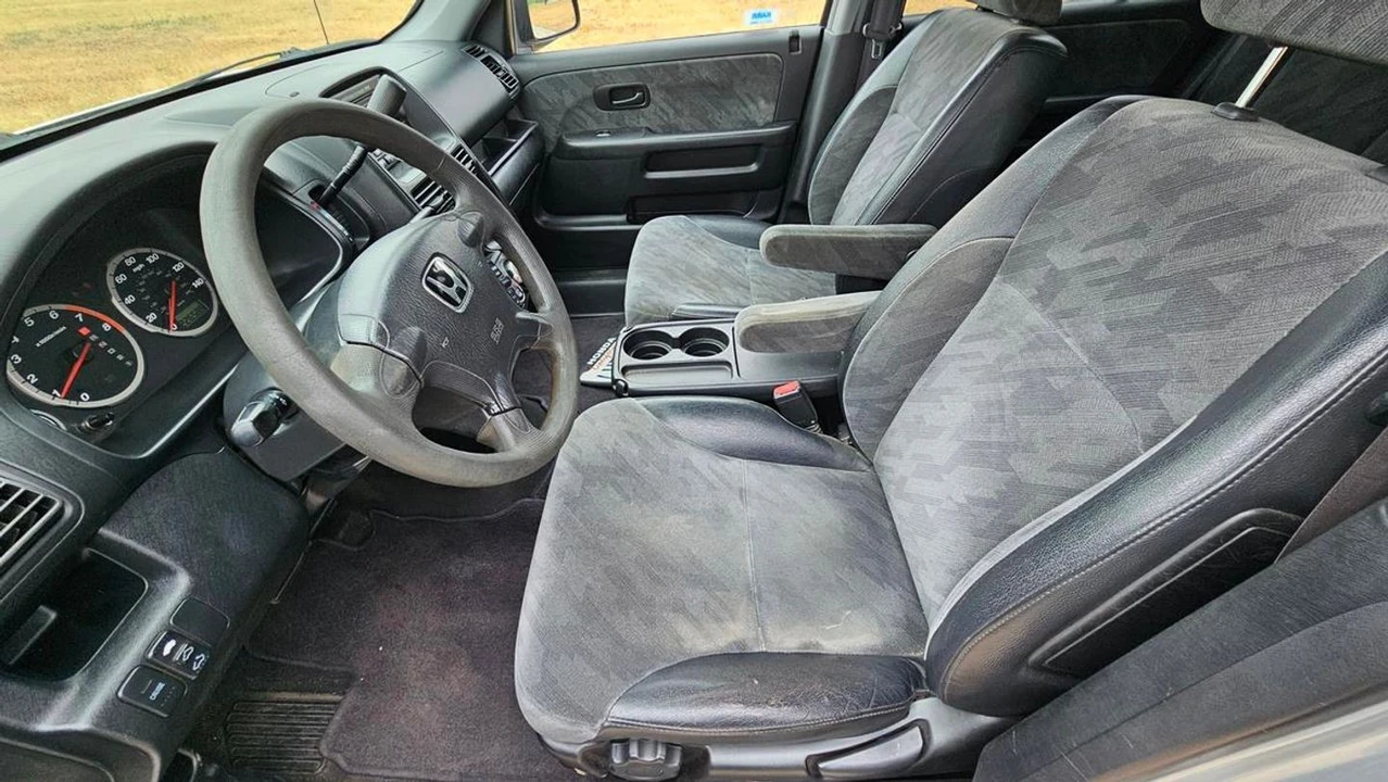 2002 Honda CR-V 2nd Gen - Image 14 of 21