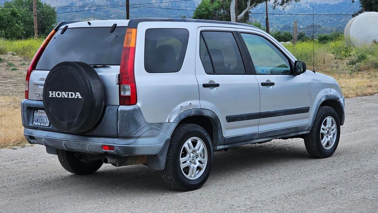 2002 Honda CR-V 2nd Gen - Image 7 of 12