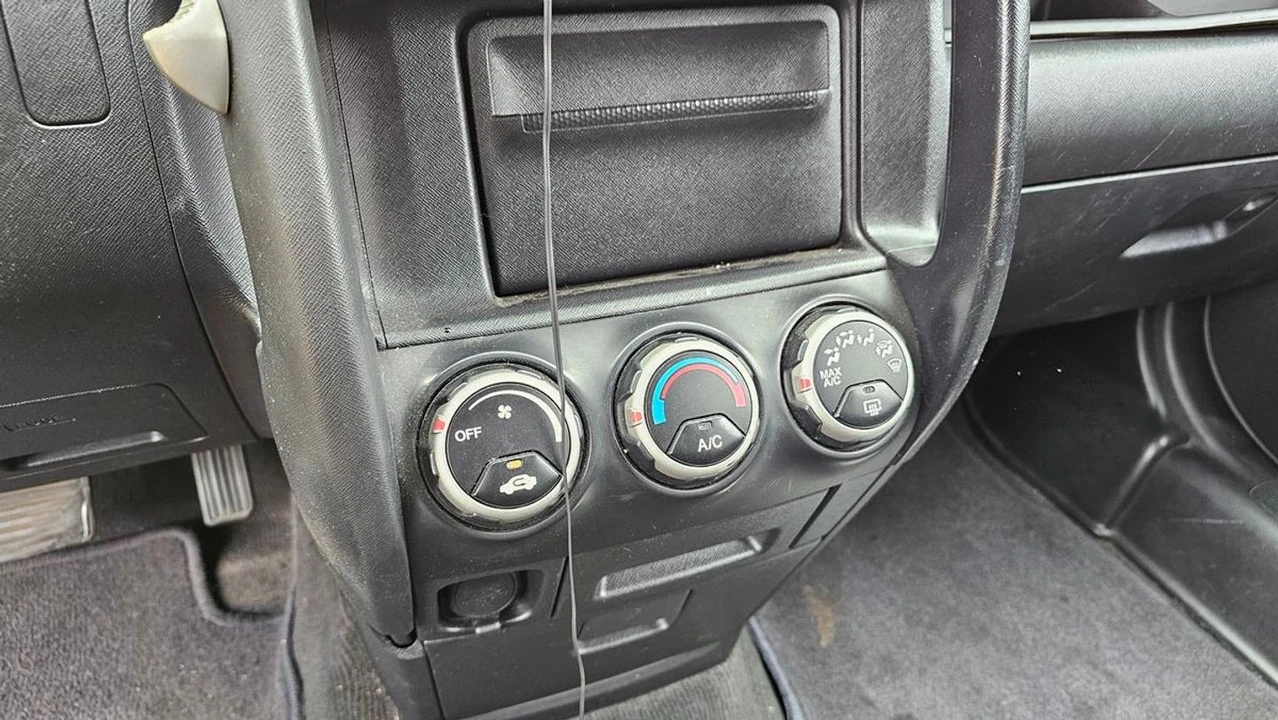 2002 Honda CR-V 2nd Gen - Image 21 of 21