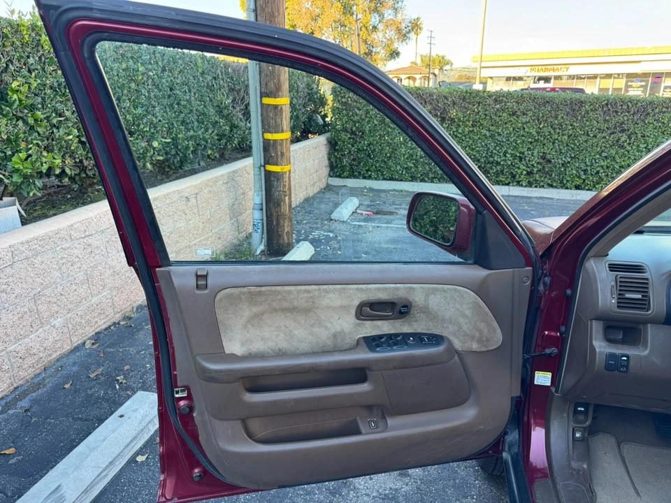 2002 Honda CR-V 2nd Gen - Image 18 of 20