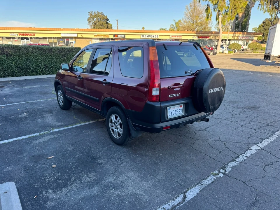 2002 Honda CR-V 2nd Gen - Image 6 of 20