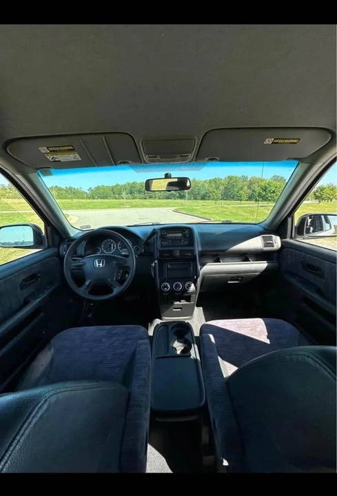 2002 Honda CR-V 2nd Gen - Image 6 of 6