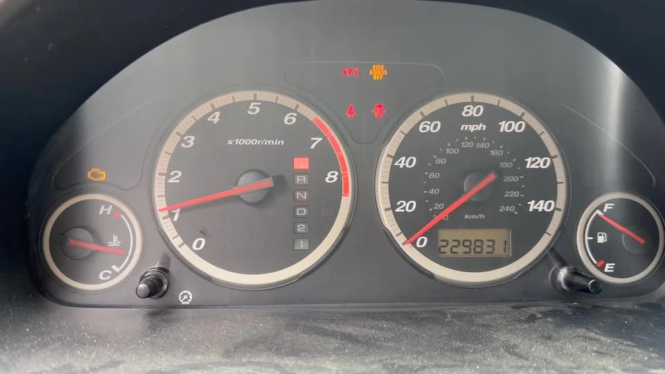 2002 Honda CR-V 2nd Gen - Image 9 of 9