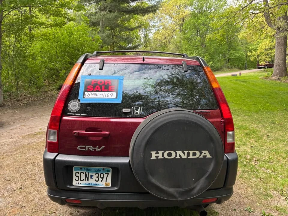 2002 Honda CR-V 2nd Gen - Image 3 of 9
