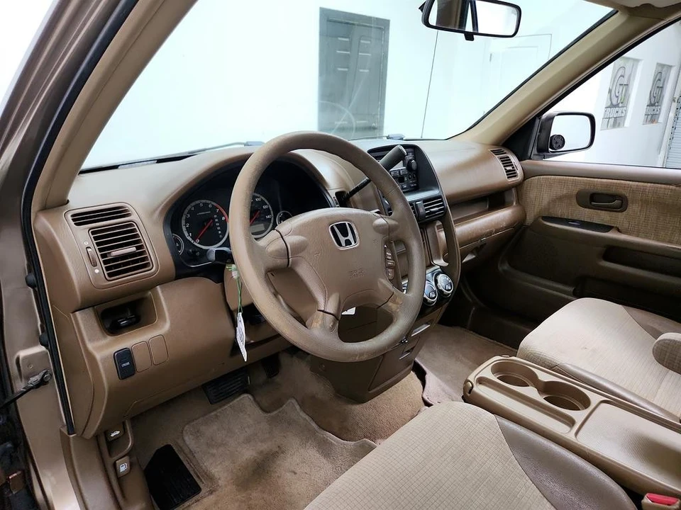 2002 Honda CR-V 2nd Gen - Image 13 of 21