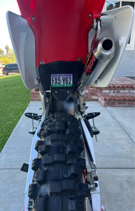 2002 Honda CR - Image 10 of 10