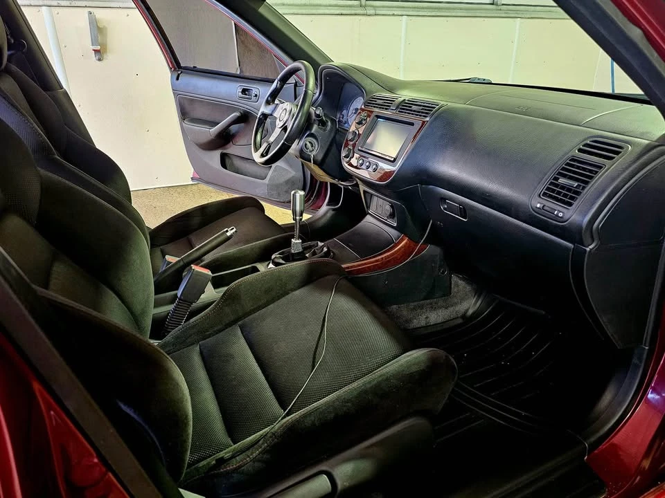 2002 Honda Civic 7th Gen - Image 9 of 14