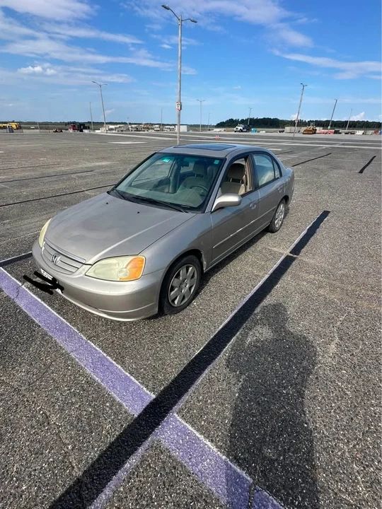 2002 Honda Civic 7th Gen - Image 2 of 6
