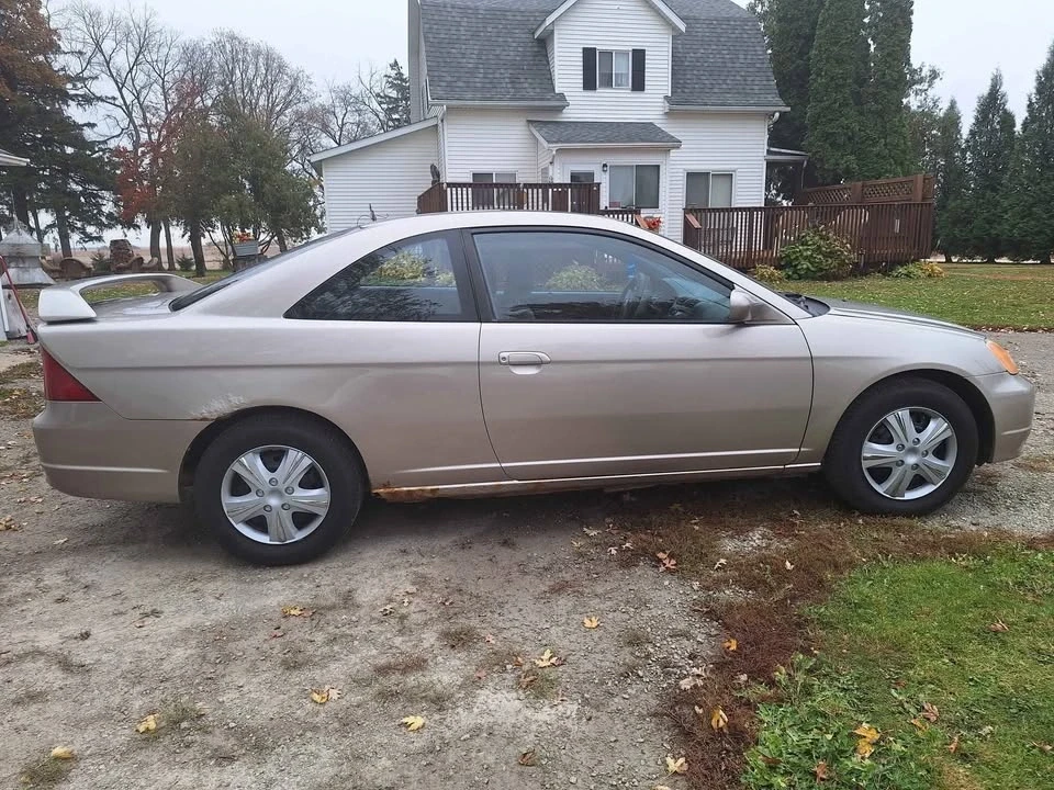 2002 Honda Civic 7th Gen - Image 3 of 6