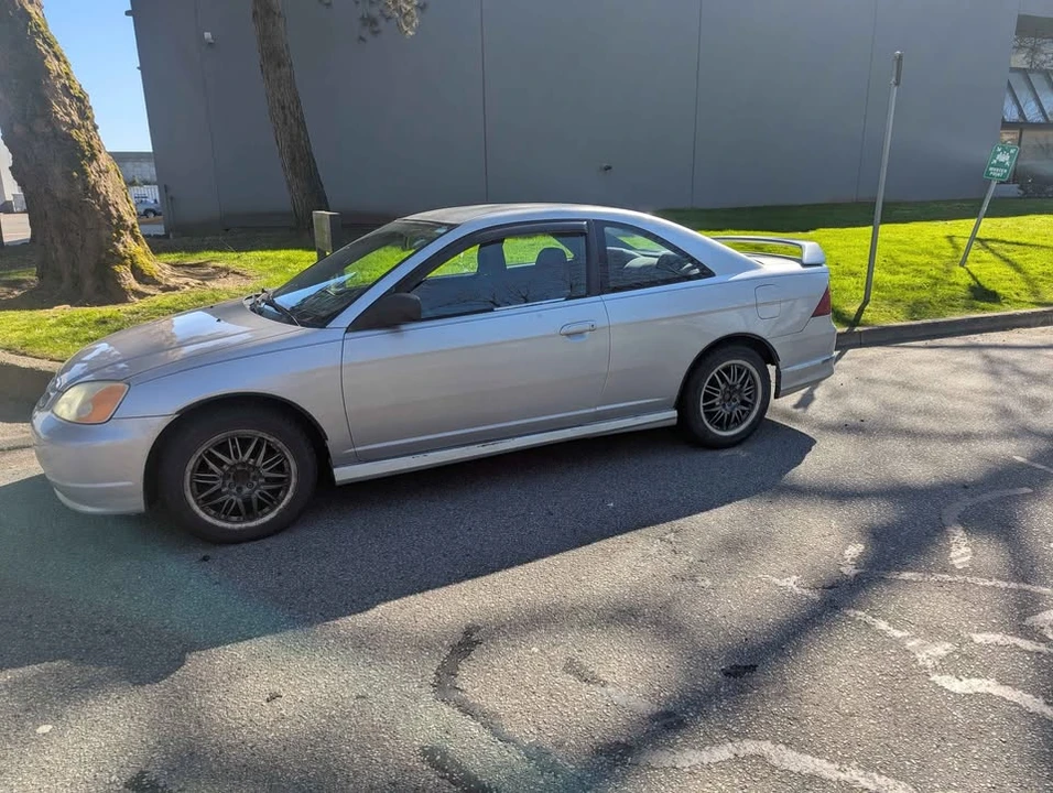 2002 Honda Civic 7th Gen - Image 2 of 8