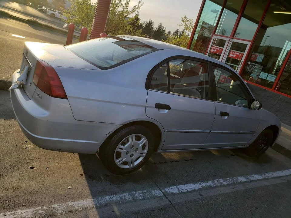 2002 Honda Civic 7th Gen - Image 3 of 9