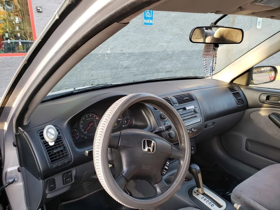 2002 Honda Civic 7th Gen - Image 8 of 9