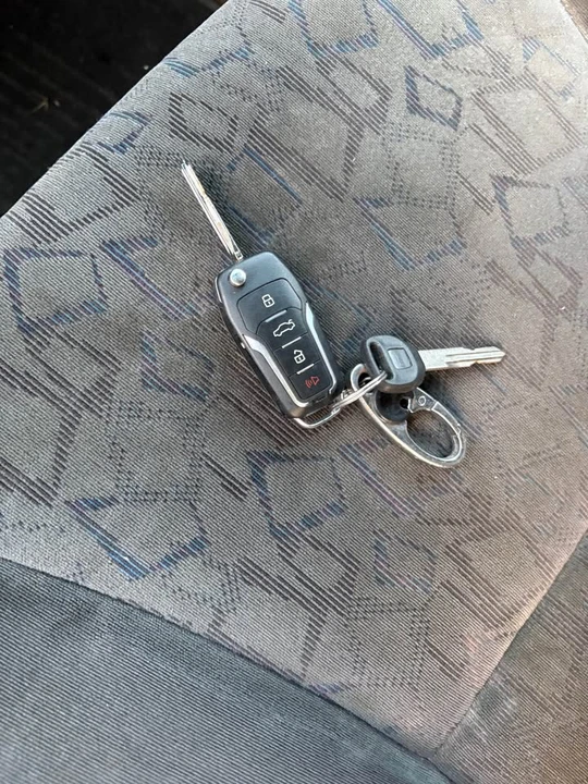 2002 Honda Civic 7th Gen - Image 3 of 16
