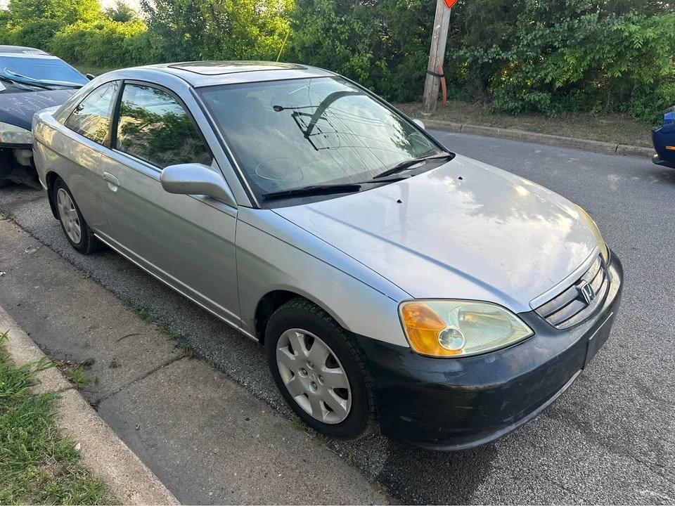 2002 Honda Civic 7th Gen - Image 7 of 13