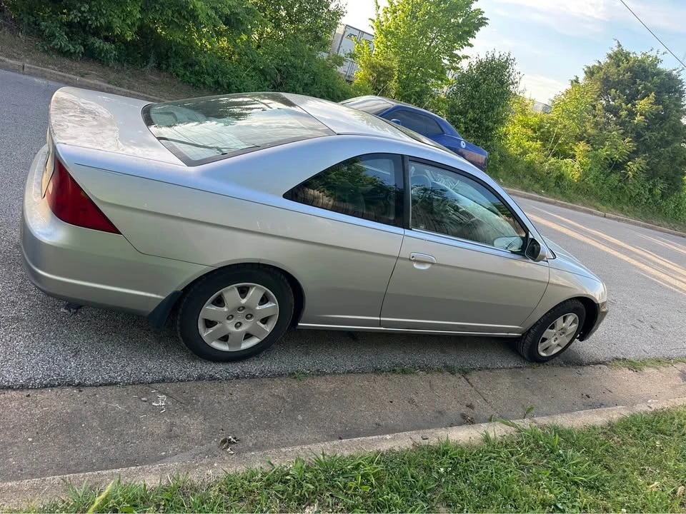 2002 Honda Civic 7th Gen - Image 4 of 13