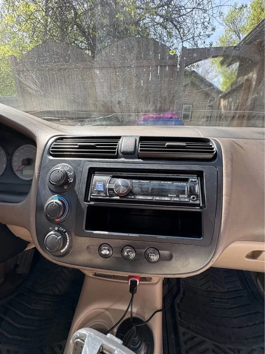 2002 Honda Civic 7th Gen - Image 16 of 20