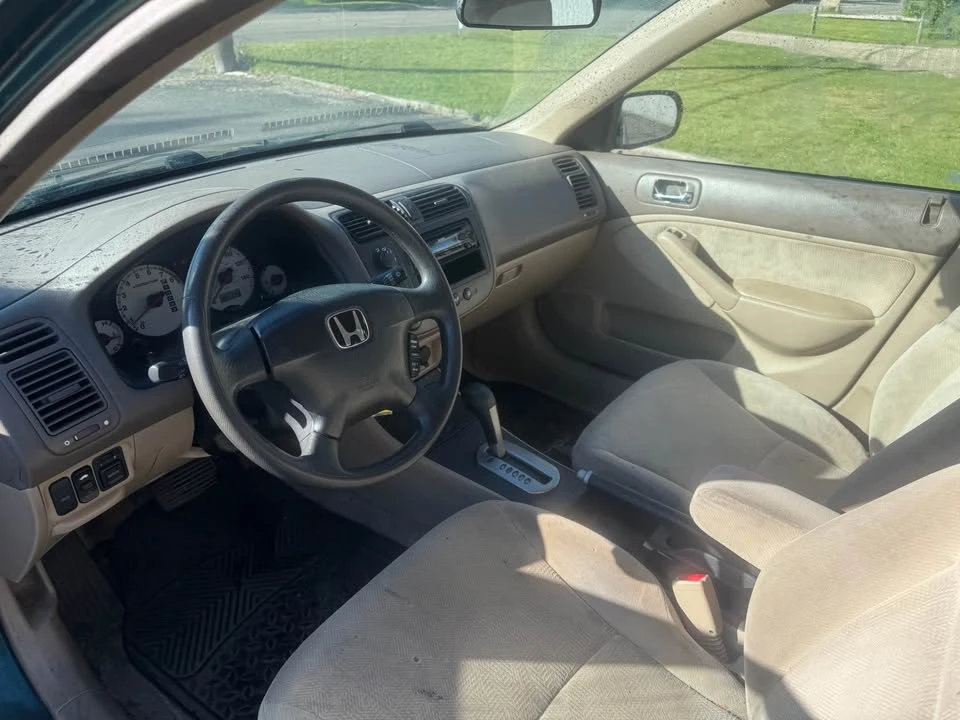2002 Honda Civic 7th Gen - Image 9 of 14