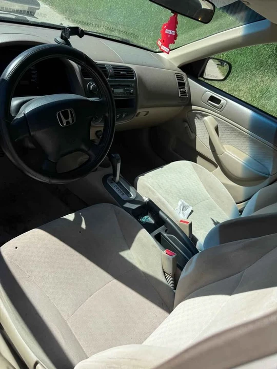 2002 Honda Civic - Image 6 of 9
