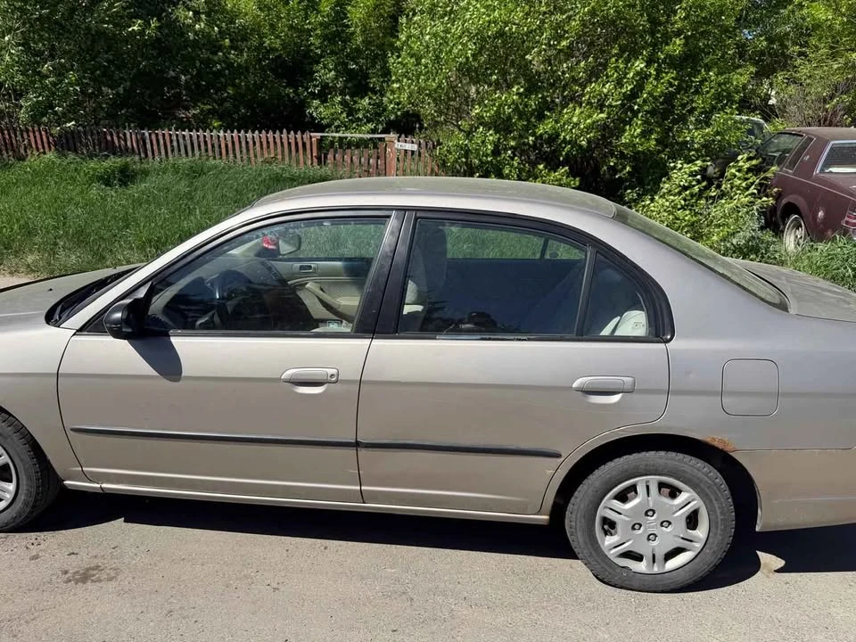 2002 Honda Civic - Image 3 of 9