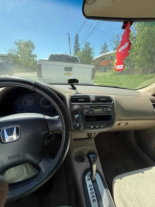 2002 Honda Civic - Image 8 of 9