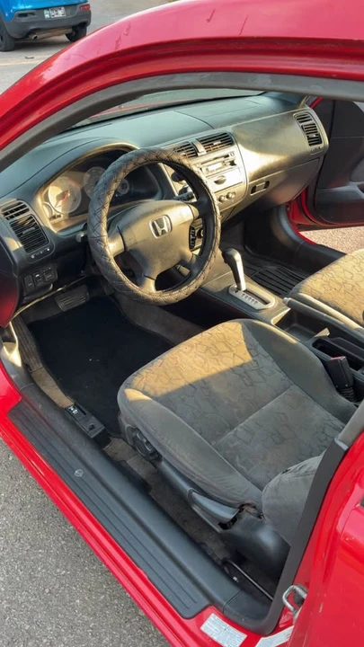 2002 Honda Civic 7th Gen - Image 2 of 8
