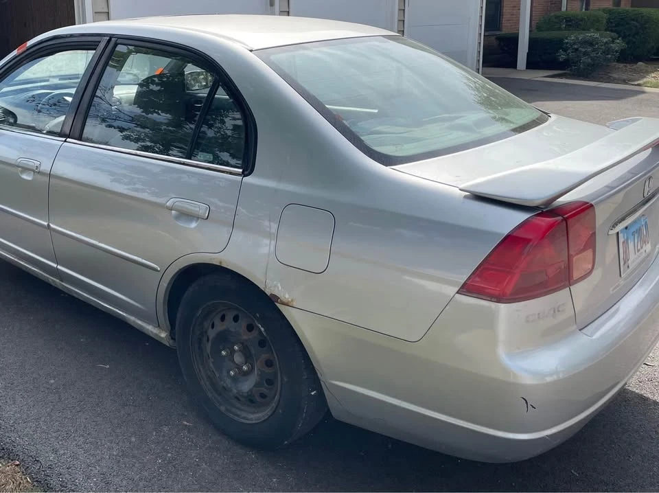 2002 Honda Civic 7th Gen - Image 2 of 4