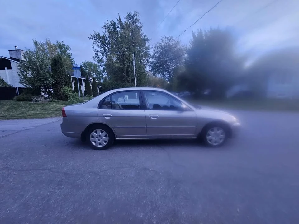 2002 Honda Civic 7th Gen - Image 2 of 11