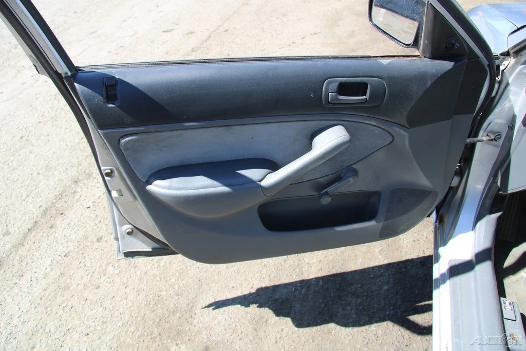 2002 Honda Civic 7th Gen - Image 13 of 21