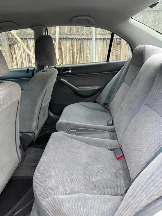 2002 Honda Civic 7th Gen - Image 7 of 10