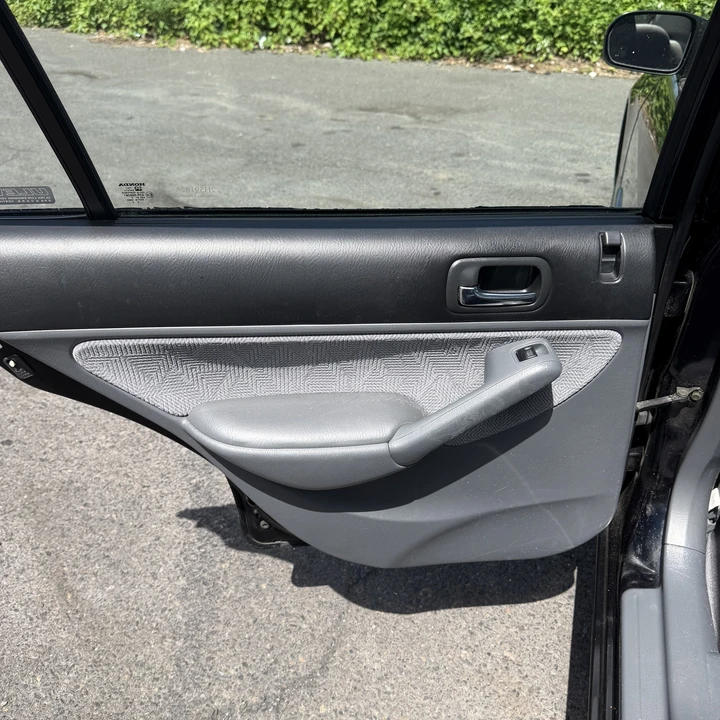 2002 Honda Civic 7th Gen - Image 17 of 31