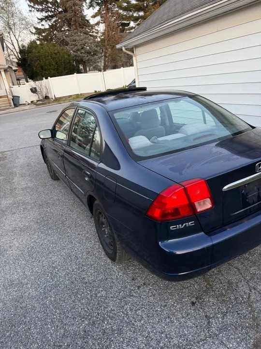 2002 Honda Civic 7th Gen - Image 7 of 10