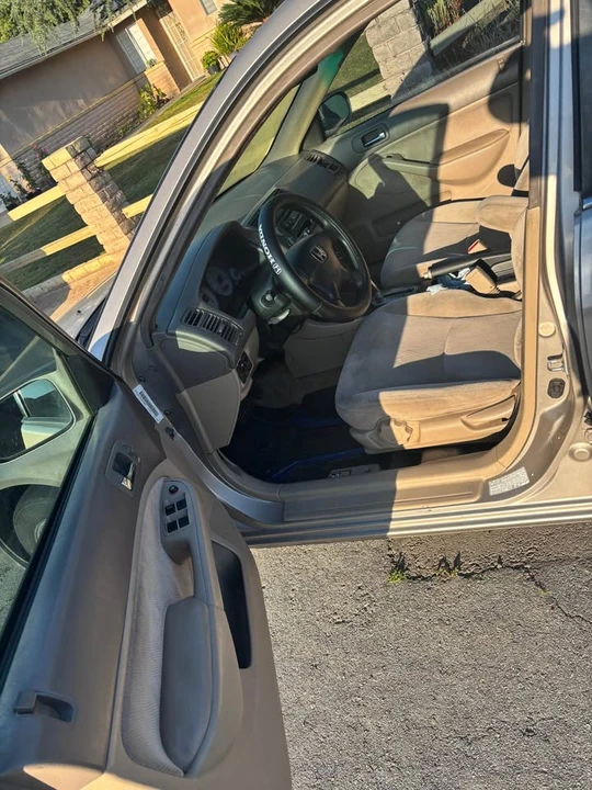 2002 Honda Civic 7th Gen - Image 6 of 8